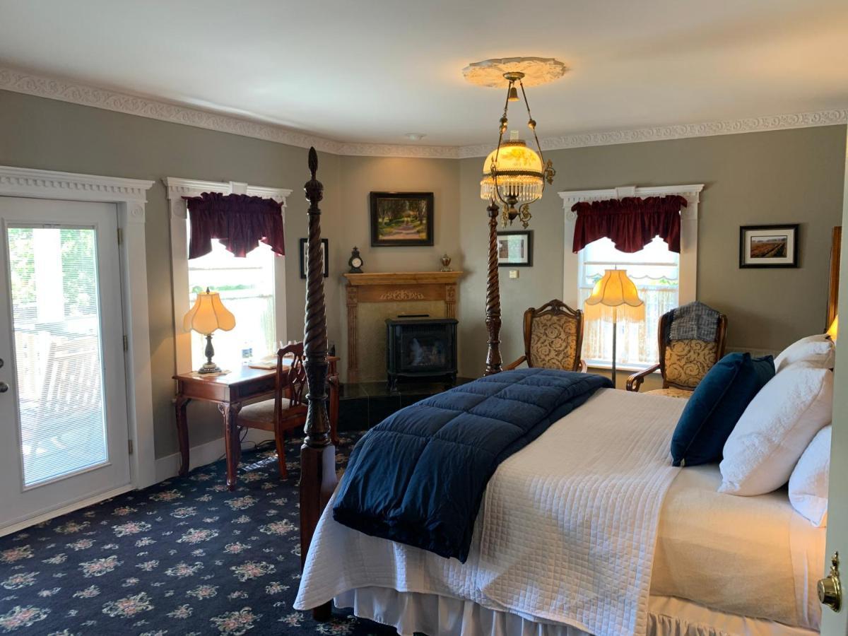 Forfriends Inn Wine Country Bed And Breakfast Santa Ynez Exterior photo